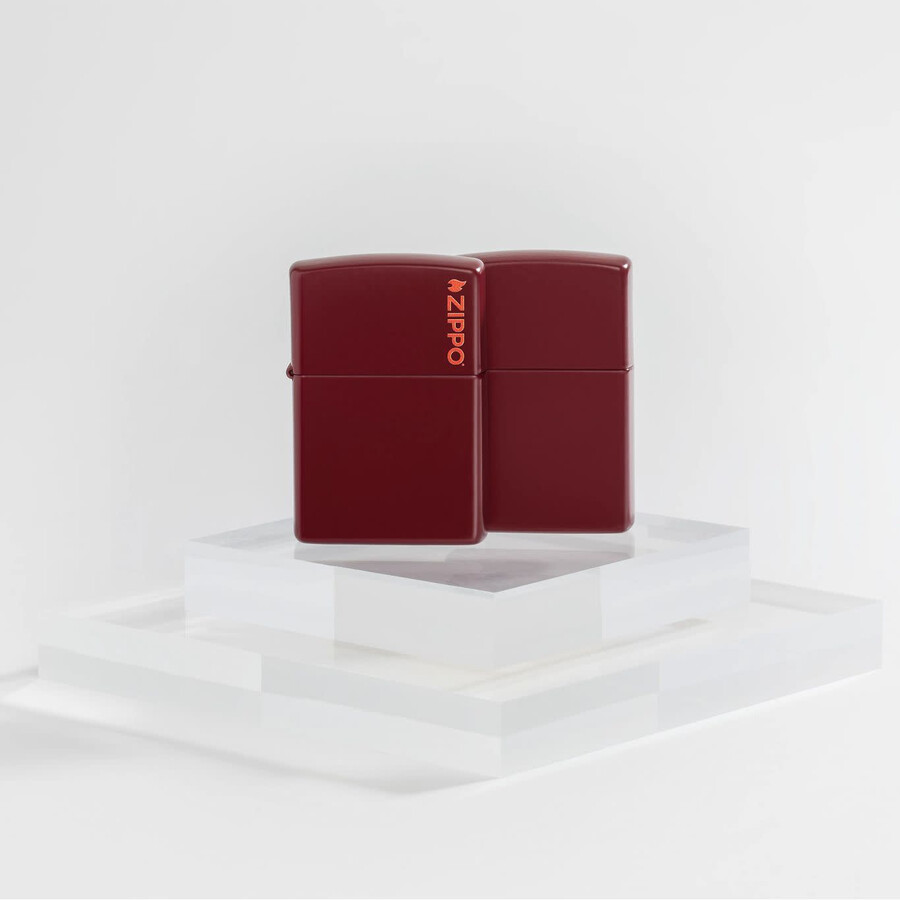 logotipo clásico de zippo merlot