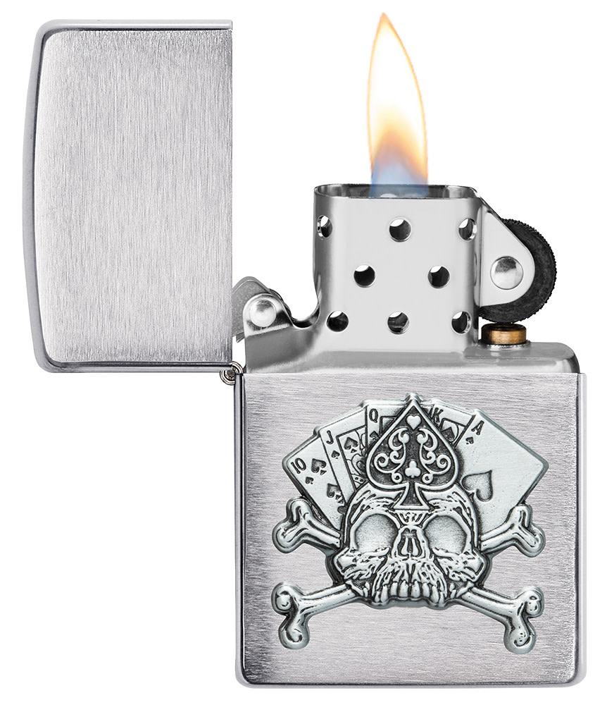 diseño de emblema de calavera de tarjeta